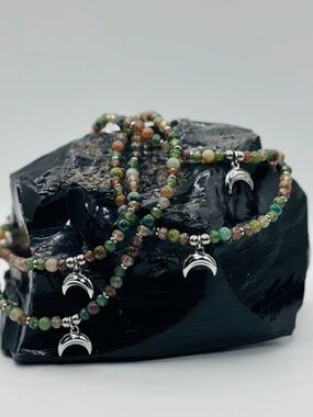 *ANKLET* Silver Moon with Indian Agate & Glass Stretchy Anklet